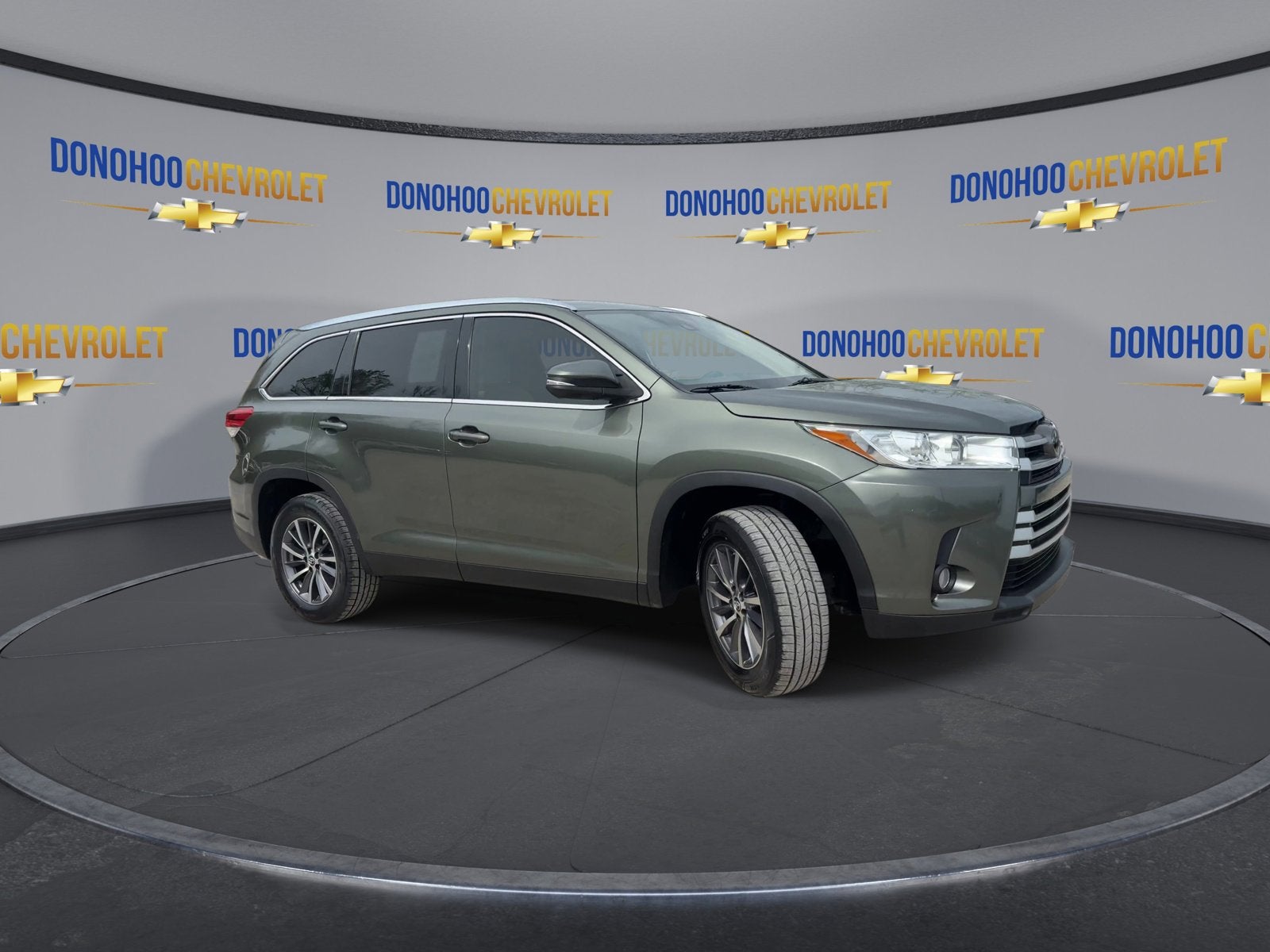 2019 Toyota Highlander SE