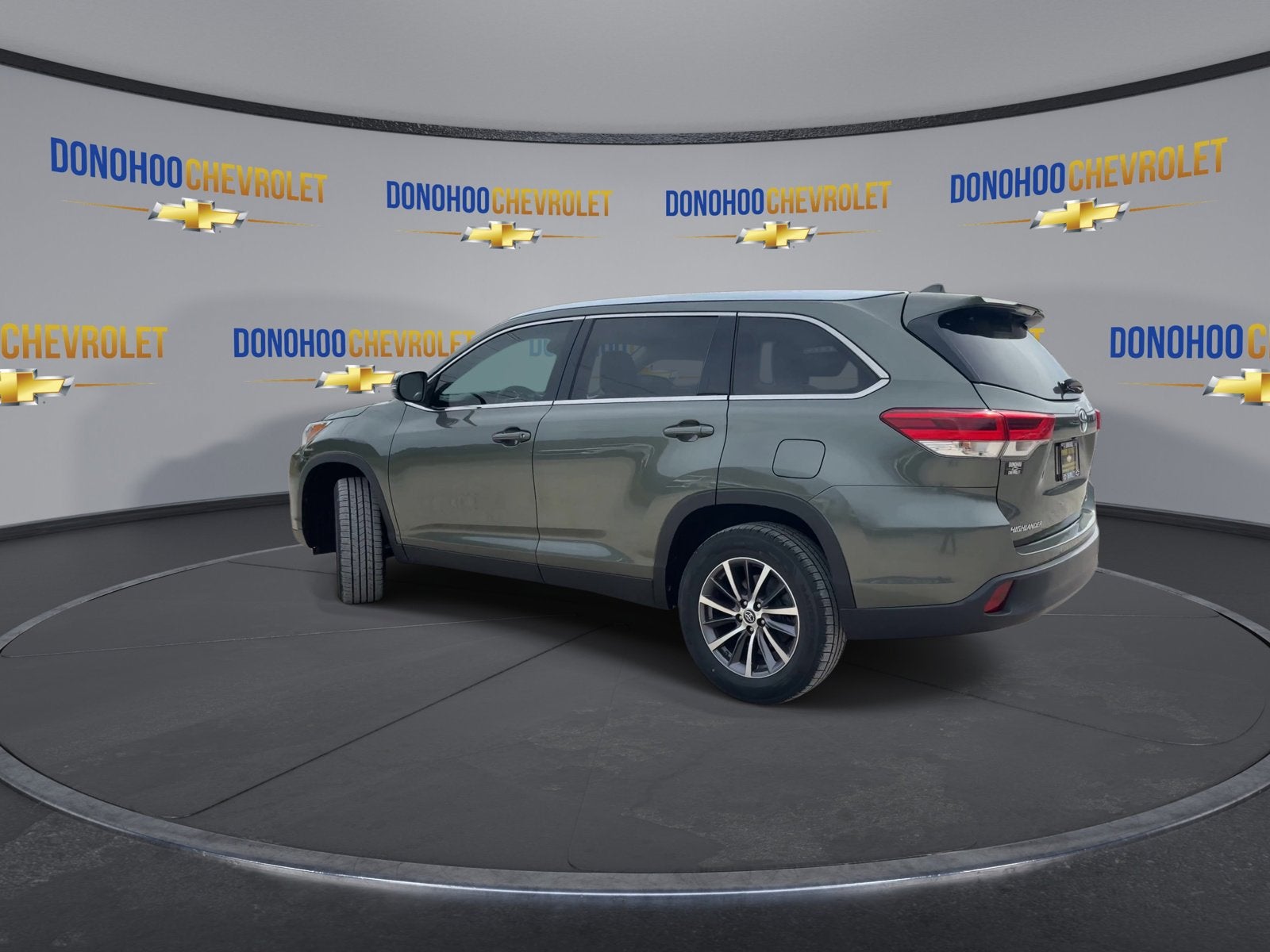 2019 Toyota Highlander SE