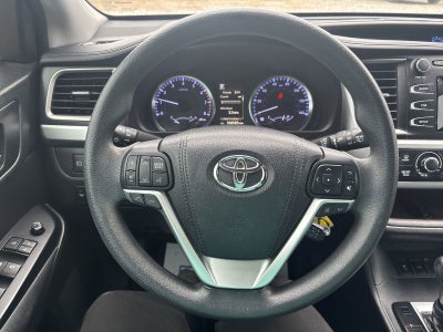 2018 Toyota Highlander LE