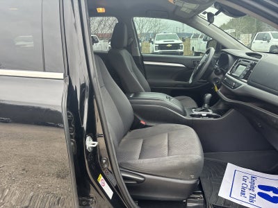 2018 Toyota Highlander LE