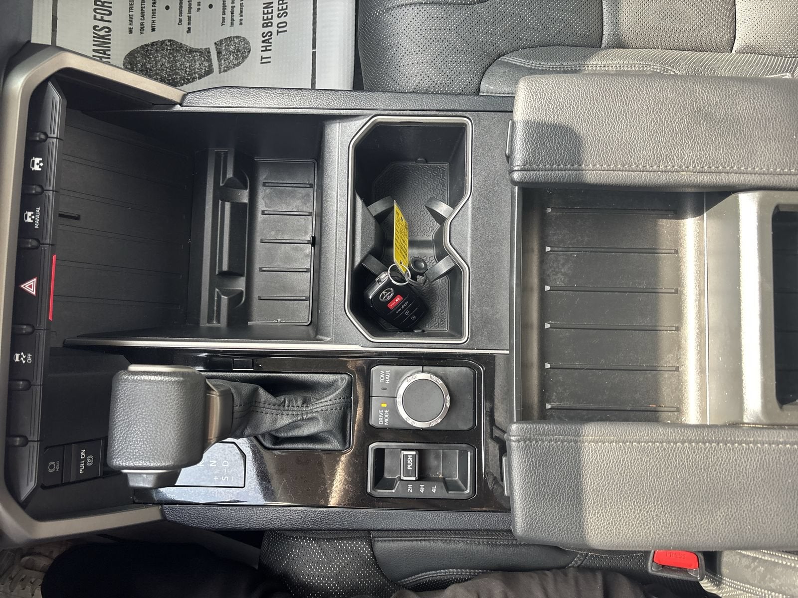 2022 Toyota Tundra 4WD SR5