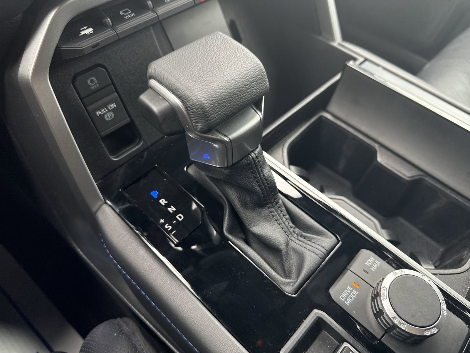2025 Toyota Sequoia SR5