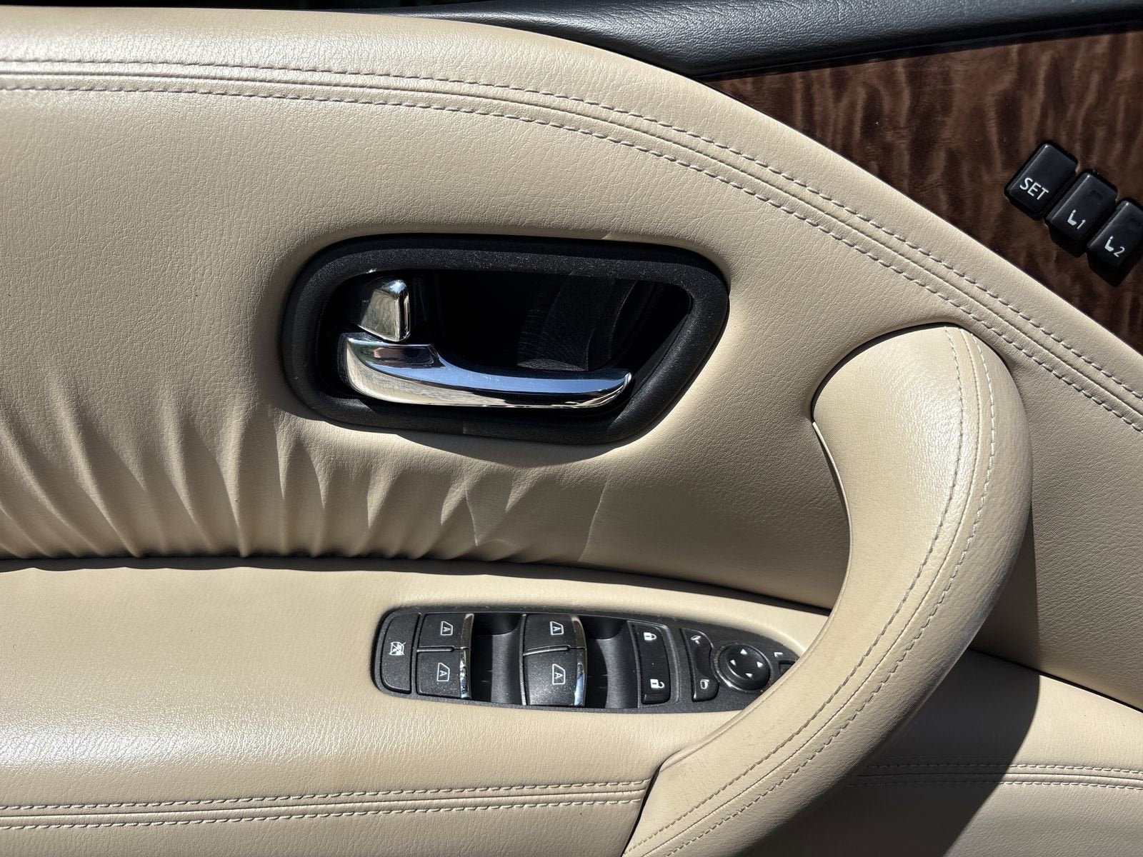 2020 Nissan Armada Platinum