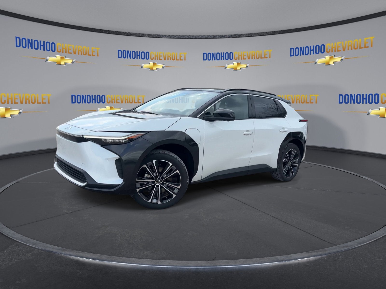 2024 Toyota bZ4X XLE