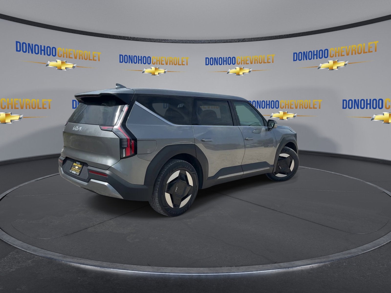 2024 Kia EV9 Light Long Range