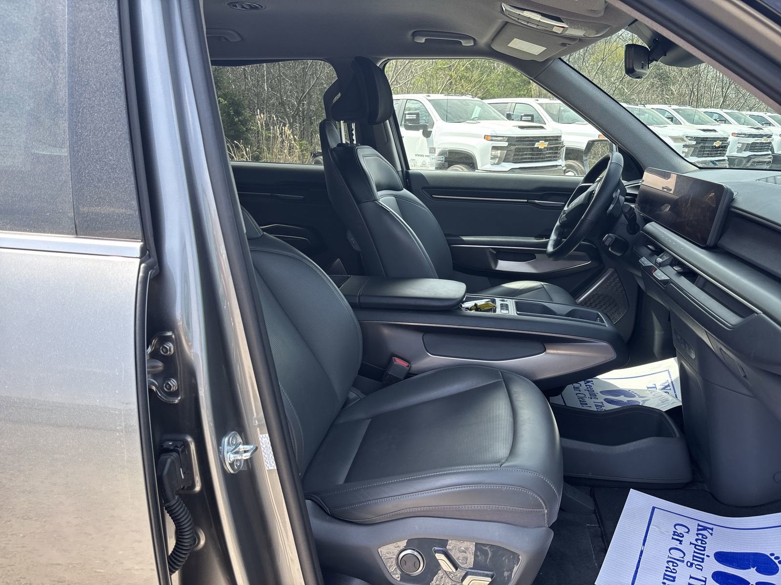 2024 Kia EV9 Light Long Range