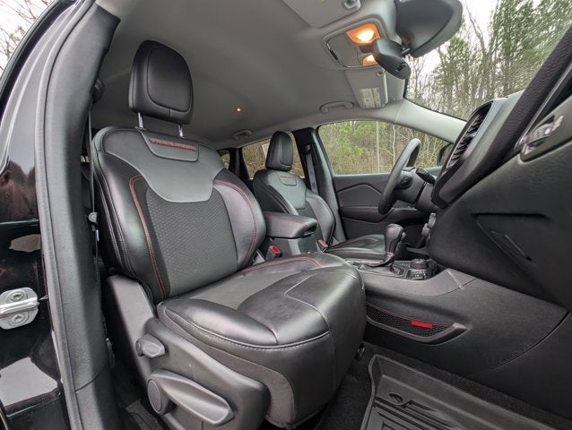 2022 Jeep Cherokee Trailhawk