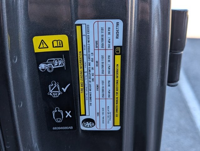 2024 Jeep Wrangler Sahara