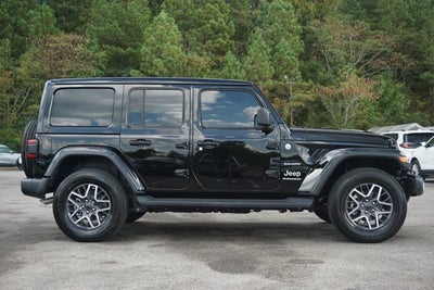 2024 Jeep Wrangler Sahara