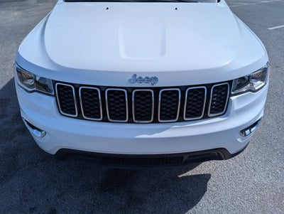 2019 Jeep Grand Cherokee Laredo E