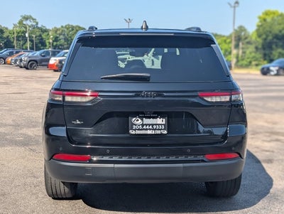 2023 Jeep Grand Cherokee Altitude