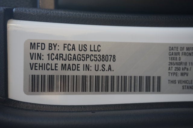 2023 Jeep Grand Cherokee Laredo