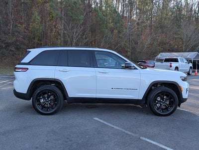 2024 Jeep Grand Cherokee Altitude