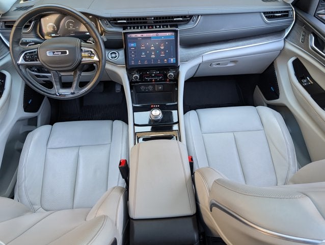 2022 Jeep Grand Cherokee Overland