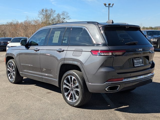2022 Jeep Grand Cherokee Overland