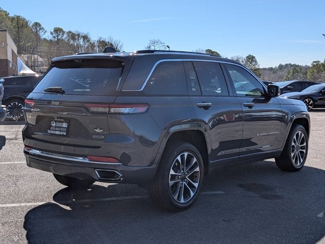 2022 Jeep Grand Cherokee Overland