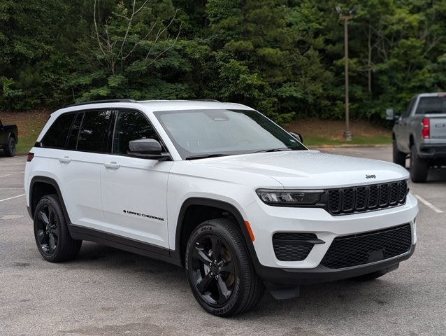 2025 Jeep Grand Cherokee Altitude