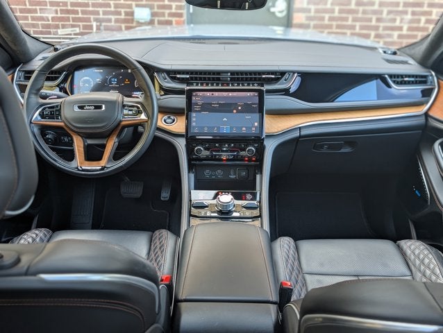 2023 Jeep Grand Cherokee Summit Reserve