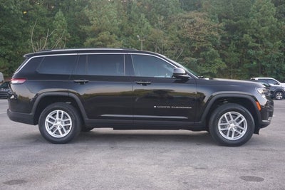 2022 Jeep Grand Cherokee L Laredo