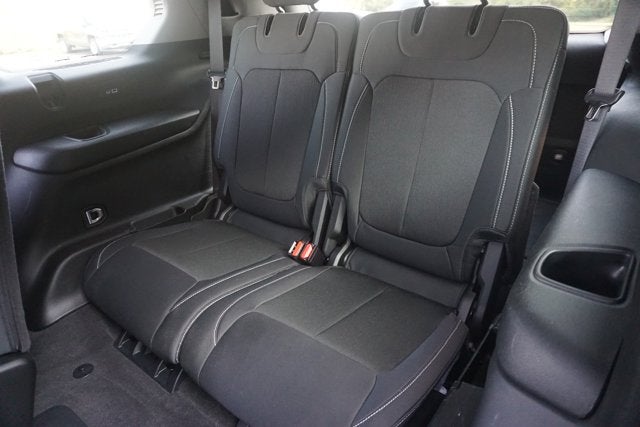 2022 Jeep Grand Cherokee L Laredo