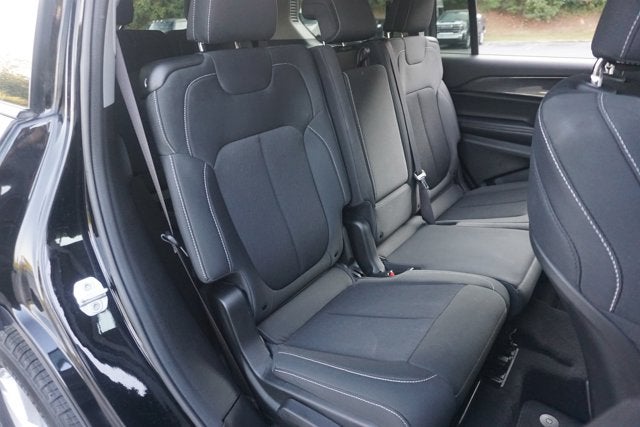 2022 Jeep Grand Cherokee L Laredo