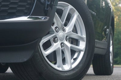 2022 Jeep Grand Cherokee L Laredo