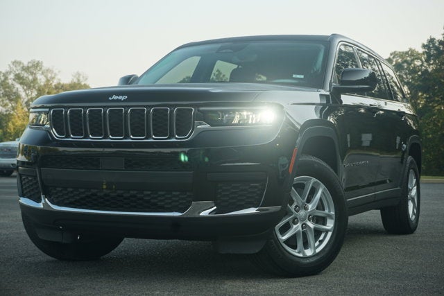 2022 Jeep Grand Cherokee L Laredo