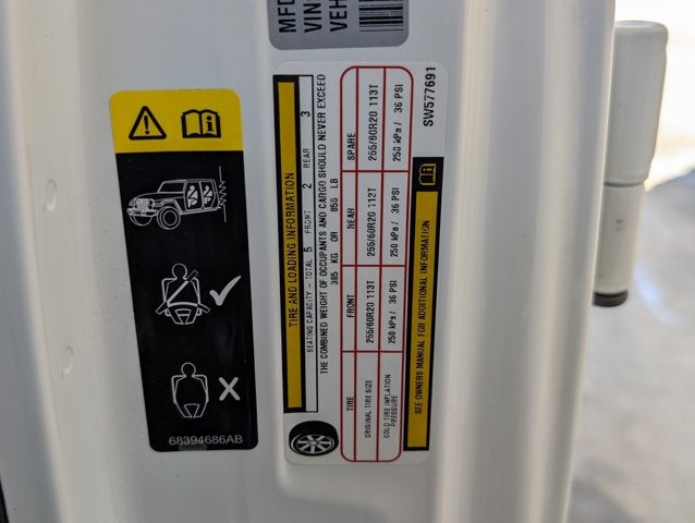 2025 Jeep Wrangler 4xe Sahara