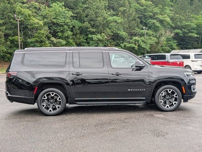 2025 Jeep Wagoneer L Series III