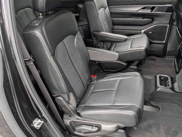2025 Jeep Wagoneer L Series III
