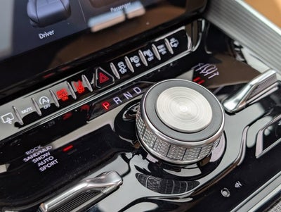 2025 Jeep Grand Wagoneer L Series III Obsidian