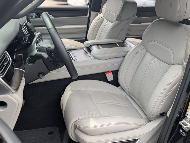 2025 Jeep Grand Wagoneer 4x4