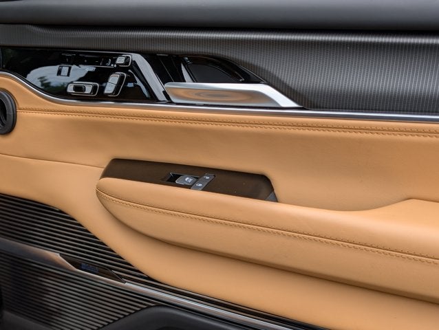 2025 Jeep Grand Wagoneer Series III Obsidian