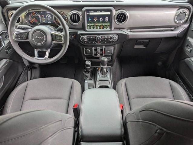 2023 Jeep Gladiator Overland
