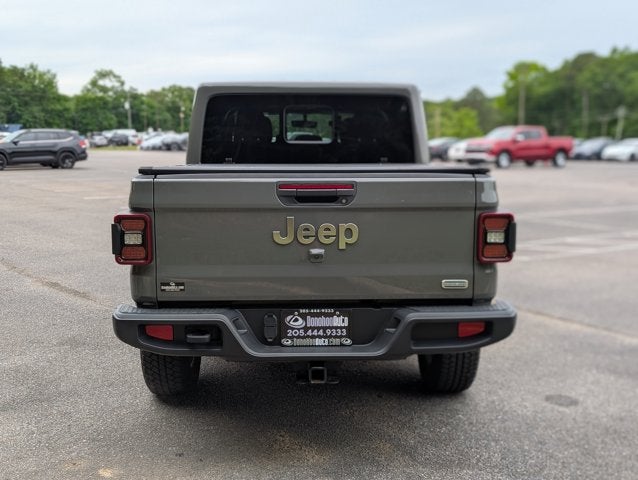 2023 Jeep Gladiator Overland