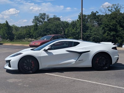 2025 Chevrolet Corvette 1LZ