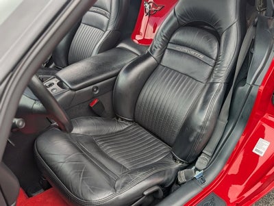 2004 Chevrolet Corvette 2dr Convertible