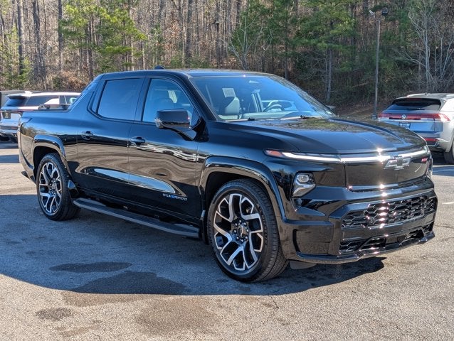 2024 Chevrolet Silverado EV RST