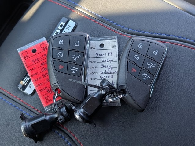 2024 Chevrolet Silverado EV RST