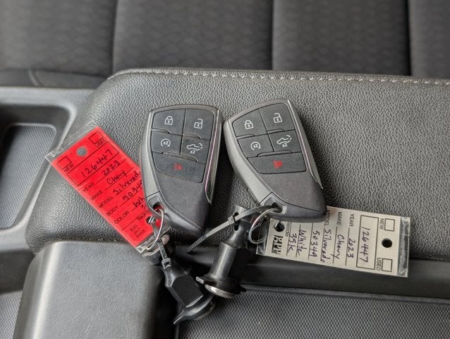 2023 Chevrolet Silverado 1500 Custom