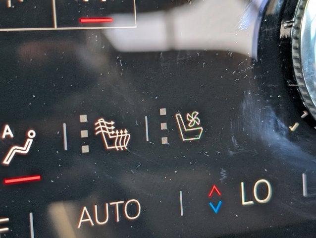 2024 GMC Acadia FWD Denali