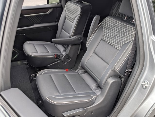 2024 GMC Acadia FWD Denali