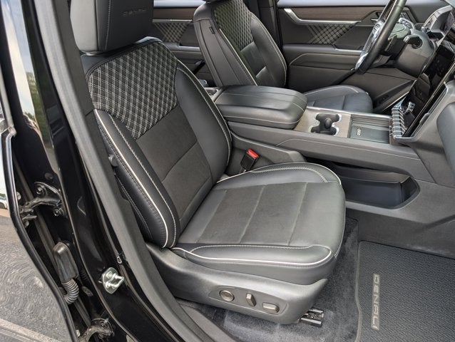 2024 GMC Acadia FWD Denali