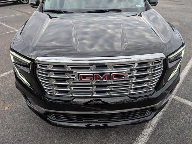 2024 GMC Acadia FWD Denali
