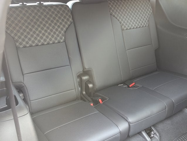 2024 GMC Acadia FWD Denali