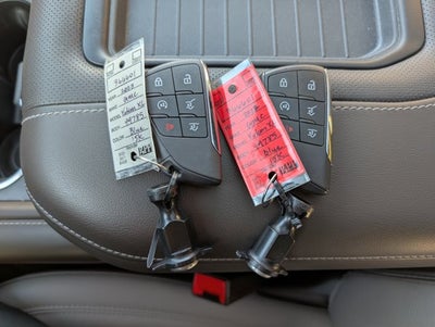 2023 GMC Yukon XL SLT