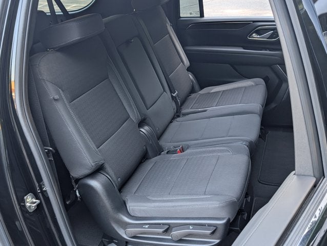 2024 Chevrolet Suburban LS
