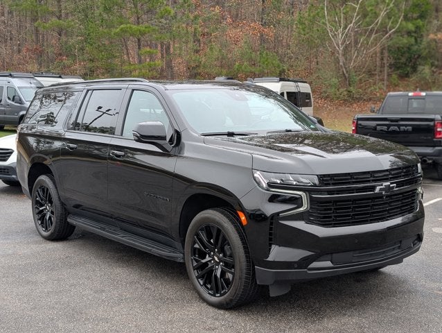 2024 Chevrolet Suburban RST