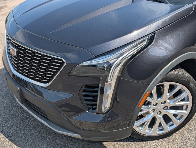 2023 Cadillac XT4 FWD Premium Luxury