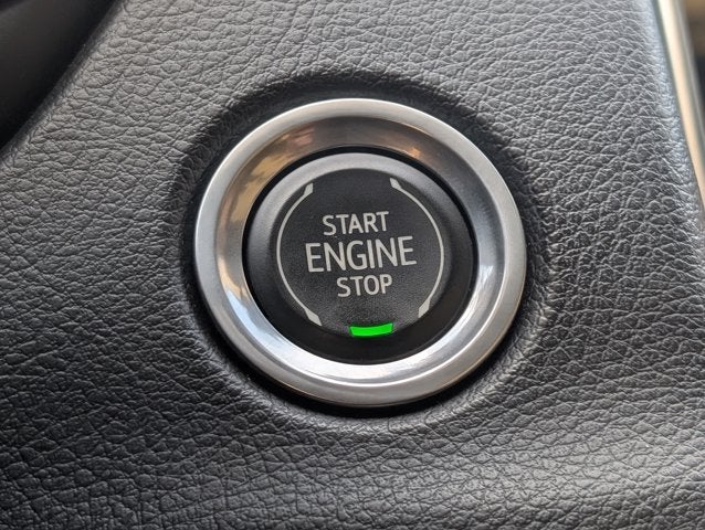 2023 Cadillac XT4 FWD Premium Luxury